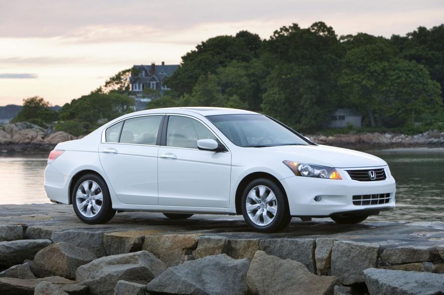  Honda Accord 2008 года  (US) (фото 35 из 47)